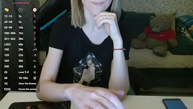 -Milamanka- online show from 02-18-26, 03:41