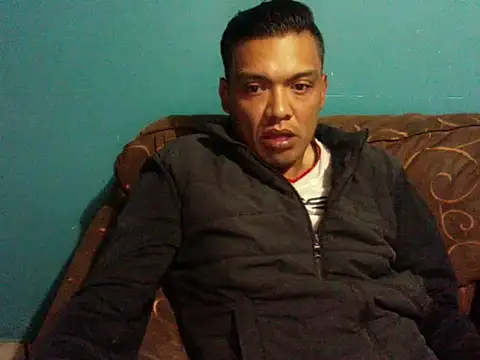 Snapshot of latinomoreno95 chatting on 02-28-26, 01:17 latinomoreno95 online show from 02-28-26, 01:17