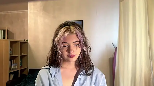 Dia DeAmas online show from 04-22-26, 11:12