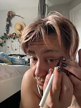 Snapshot of NymphoBuzi chatting on 01-14-26, 06:46 NymphoBuzi online show from 01-14-26, 06:46