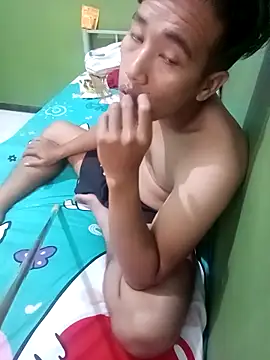 Reynalx online show from 03-09-26, 01:42