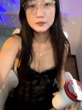 AnnieLi888 online show from 01-14-26, 08:42