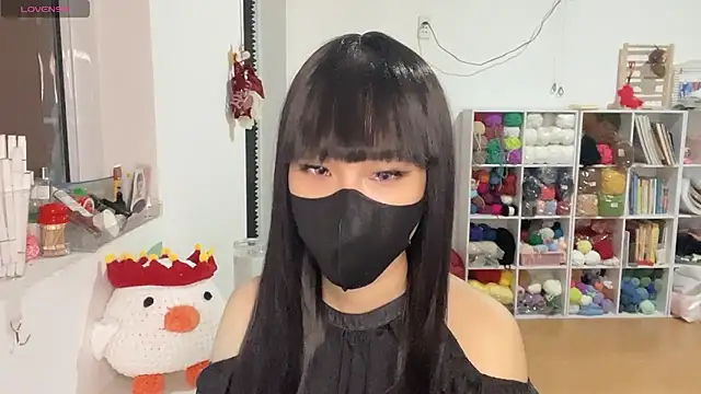 Tieu-May online show from 03-06-26, 08:55