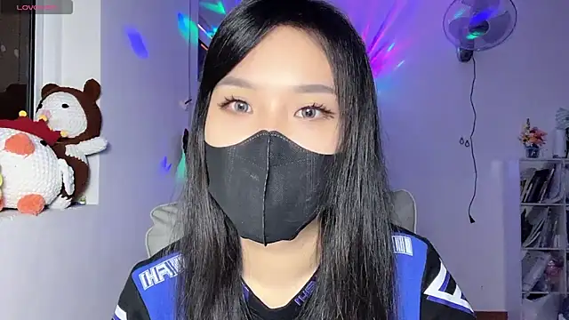 Tieu-May online show from 05-29-26, 08:01