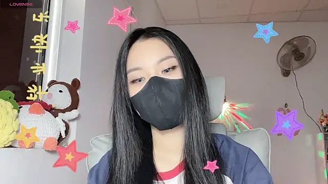 Tieu-May online show from 06-10-26, 09:41