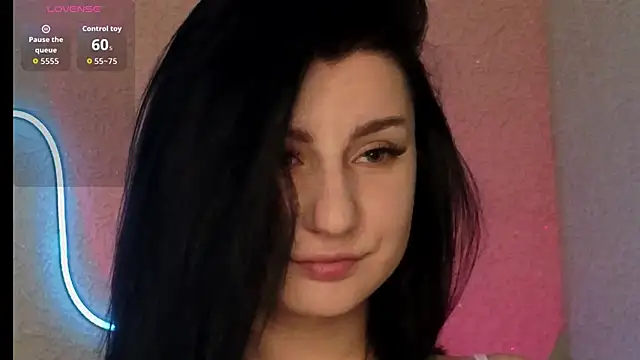 ValeryAlfie online show from 04-25-26, 03:53