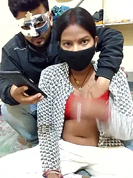 Snapshot of A-POOJA_RANI chatting on 01-10-26, 03:03 A-POOJA RANI online show from 01-10-26, 03:03