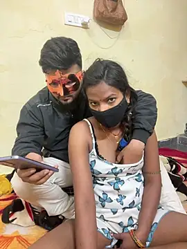 Snapshot of A-POOJA_RANI chatting on 02-01-26, 02:32 A-POOJA RANI online show from 02-01-26, 02:32