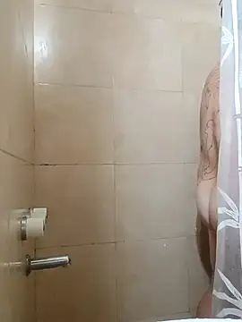 Snapshot of bra33 chatting on 02-05-26, 09:30 bra33 online show from 02-05-26, 09:30