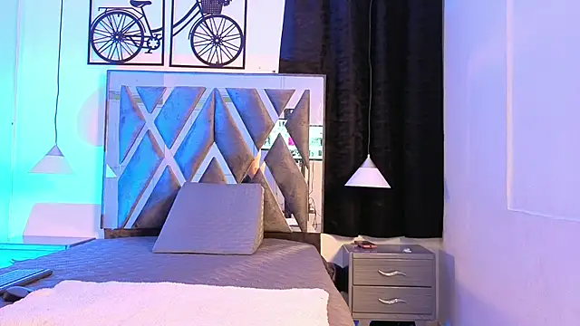 Snapshot of SalomeWilson chatting on 01-13-26, 07:52 SalomeWilson online show from 01-13-26, 07:52