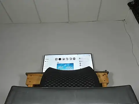 nickytabitch online show from 01-18-26, 10:35