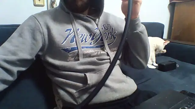 Snapshot of KaelNox chatting on 05-05-26, 03:31 KaelNox online show from 05-05-26, 03:31