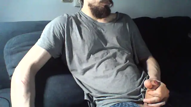 Snapshot of KaelNox chatting on 05-24-26, 04:01 KaelNox online show from 05-24-26, 04:01