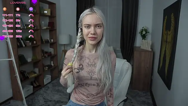 KristalCrowner online show from 03-09-26, 08:46