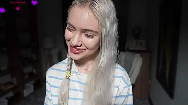 KristalCrowner online show from 03-21-26, 08:34