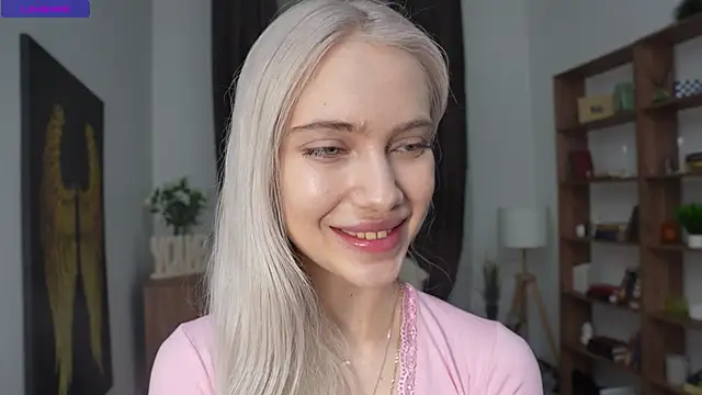 KristalCrowner online show from 04-11-26, 07:40