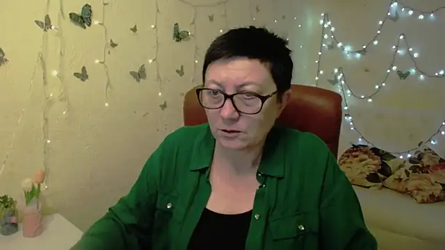 EmilyL0ve online show from 03-05-26, 06:26