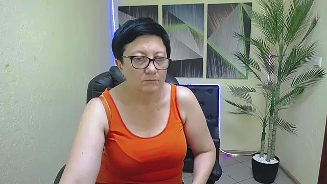 EmilyL0ve online show from 07-23-26, 02:31