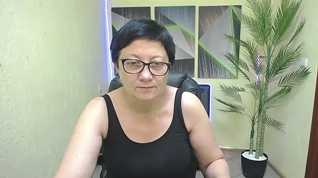 EmilyL0ve online show from 07-26-26, 04:58