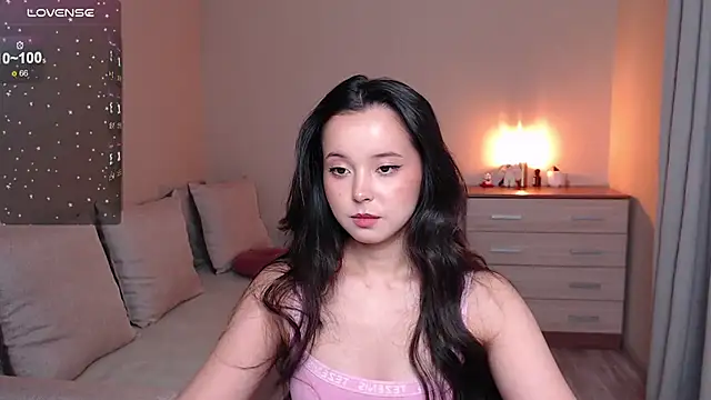 lia hetty online show from 10-30-25, 02:18