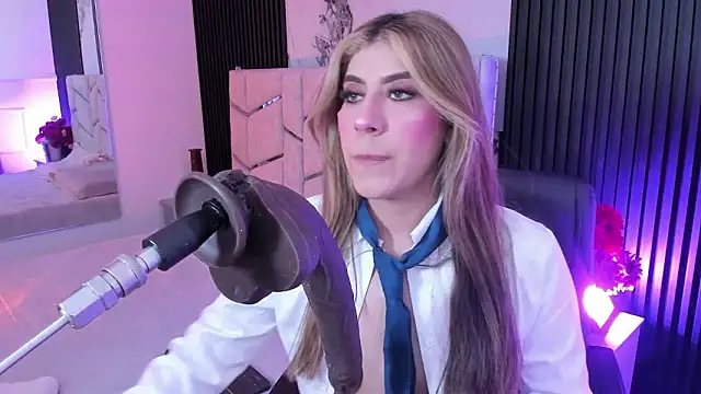 Snapshot of Ariablakee chatting on 02-06-26, 10:02 Ariablakee online show from 02-06-26, 10:02