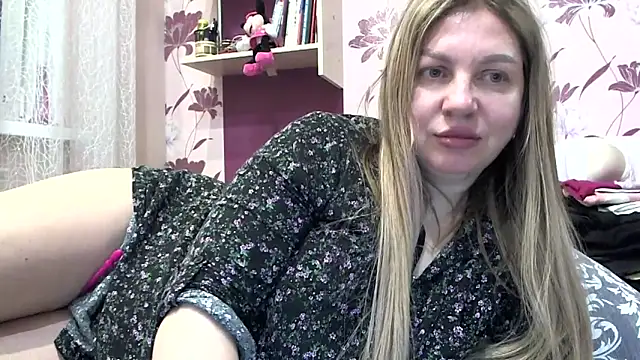AmandaSexyLAX online show from 04-05-26, 08:50