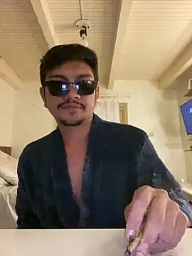 GostosoRS25 online show from 04-27-26, 07:01