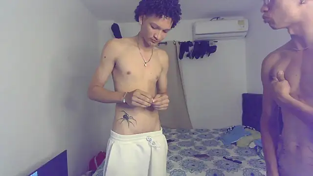 pocket loversxxx online show from 03-03-26, 05:46