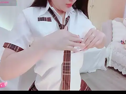 Junnatalie   online show from 04-28-26, 05:45