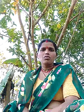 Snapshot of Jyoti_sekh chatting on 02-07-26, 06:39 Jyoti sekh online show from 02-07-26, 06:39