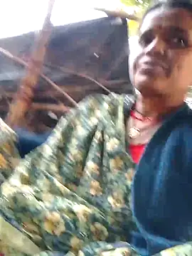 Snapshot of Jyoti_sekh chatting on 02-20-26, 01:46 Jyoti sekh online show from 02-20-26, 01:46