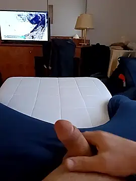 Snapshot of GrowledTyndale chatting on 01-11-26, 01:05 GrowledTyndale online show from 01-11-26, 01:05