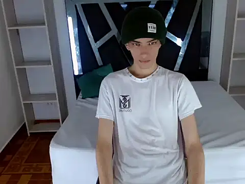 sora jun online show from 04-28-26, 12:43