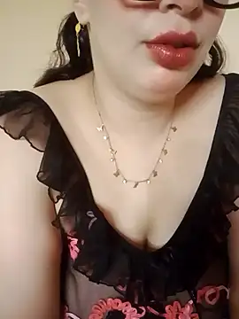 Snapshot of charmoutak_nada chatting on 06-01-26, 11:12 charmoutak nada online show from 06-01-26, 11:12