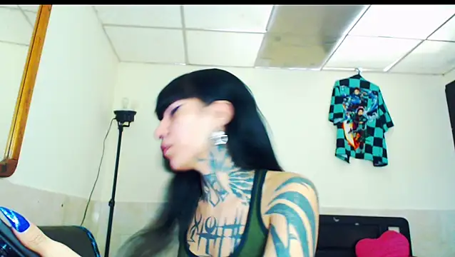 jazmin wolf online show from 02-07-26, 08:23