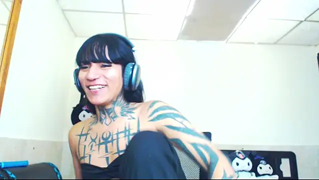 Snapshot of jazmin_wolf chatting on 05-07-26, 03:06 jazmin wolf online show from 05-07-26, 03:06