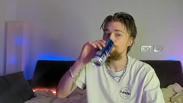 Lev Miller online show from 03-04-26, 02:39