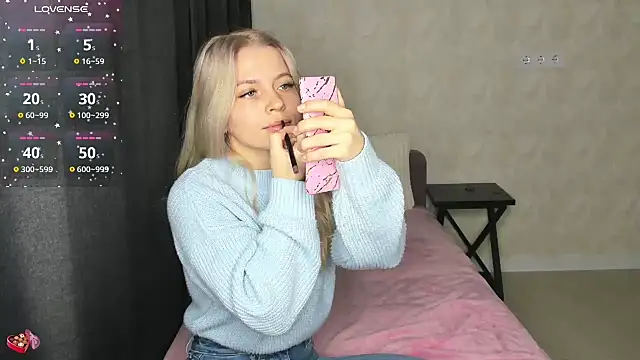 Snapshot of MinionFriend chatting on 02-13-26, 11:39 MinionFriend online show from 02-13-26, 11:39