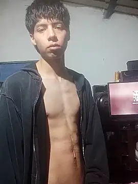 Snapshot of LocalVenee6 chatting on 03-07-26, 04:31 LocalVenee6 online show from 03-07-26, 04:31