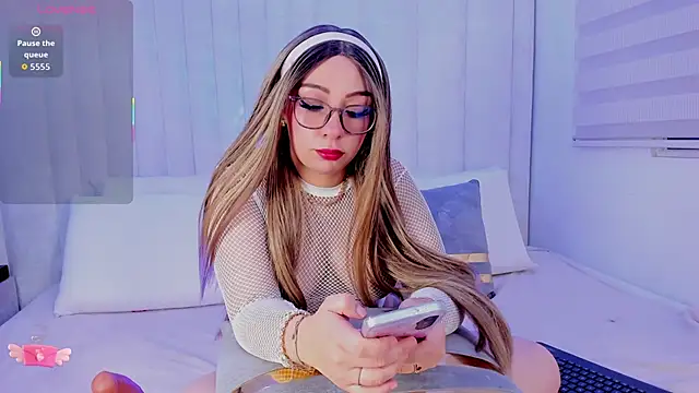 nicol moons online show from 01-15-26, 04:39