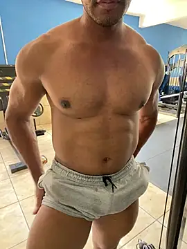 Snapshot of Betobob chatting on 02-20-26, 02:06 Betobob online show from 02-20-26, 02:06