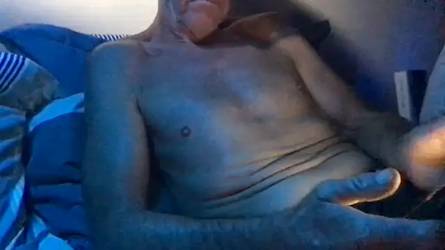 Snapshot of Getemhot chatting on 03-20-26, 05:18 Getemhot online show from 03-20-26, 05:18