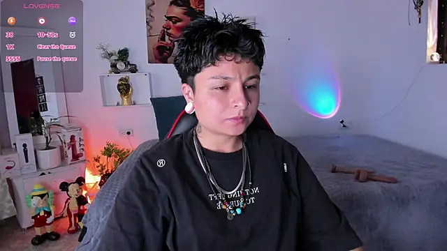 Zury Ramirez online show from 02-22-26, 09:13