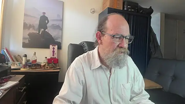 Uncle Hottie online show from 07-18-26, 03:27