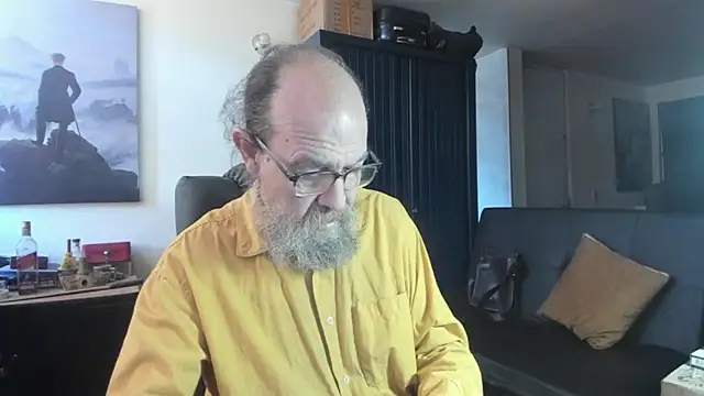 Uncle Hottie online show from 07-25-26, 02:47