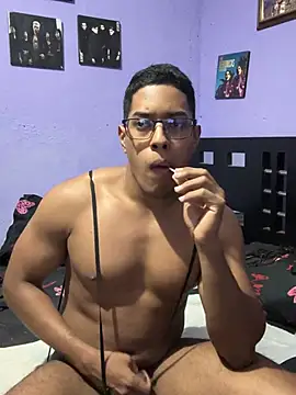 BoyX 02 online show from 05-31-26, 08:21