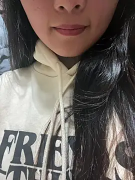 Snapshot of mode-bae chatting on 01-15-26, 05:34 mode-bae online show from 01-15-26, 05:34