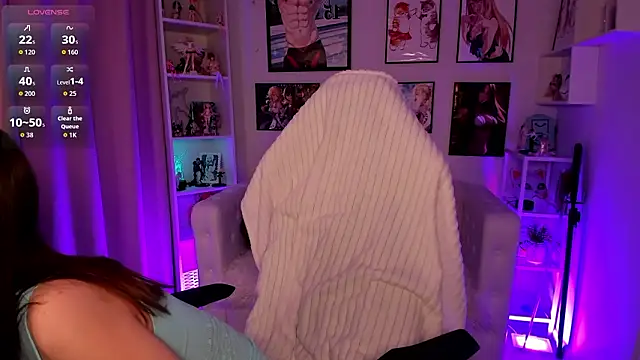 Snapshot of Layla_Bloom chatting on 02-25-26, 05:44 Layla Bloom online show from 02-25-26, 05:44