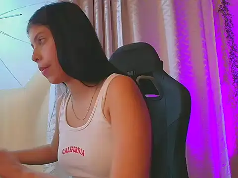 Susancutte online show from 02-14-26, 03:14