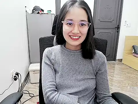 Shulee- online show from 01-06-26, 04:05